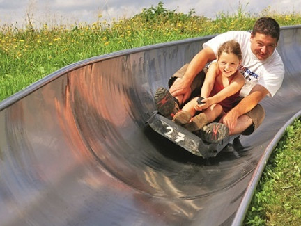 Sommerrodelbahn beim Feriendorf Auenland