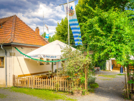 Eingang zum Biergarten - Ausflugslokal St. Georgenberg
