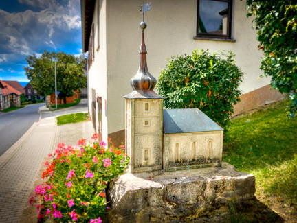 Modell der Kirche an der Hauptstraße - St. Bartholomäus - Ottowind