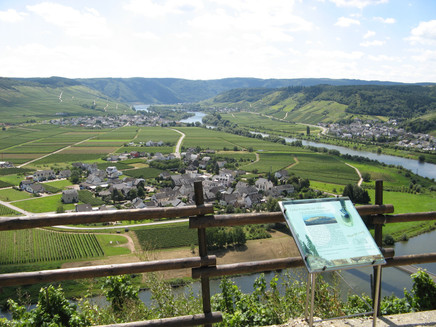 Rastplatz mit Panorama-Blick von der Thörnicher Ritsch