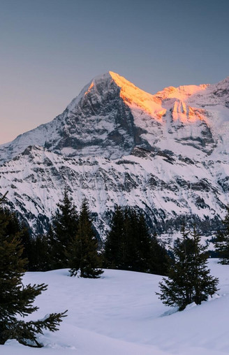 13.01.2018 Eiger und Mönch am Abend