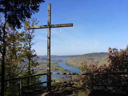Summit cross on Kumer Küppchen