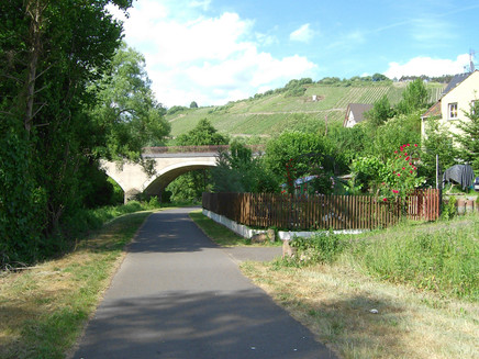 Cycle path near Maring