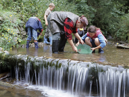 Goldwaschen am Goldpfad