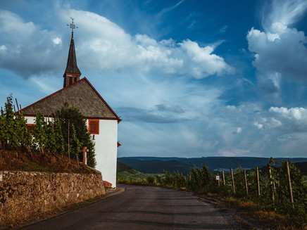 Paul Church above Lieser
