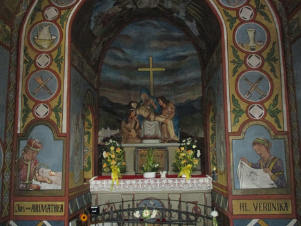 Fersken in der Waldkapelle Erden