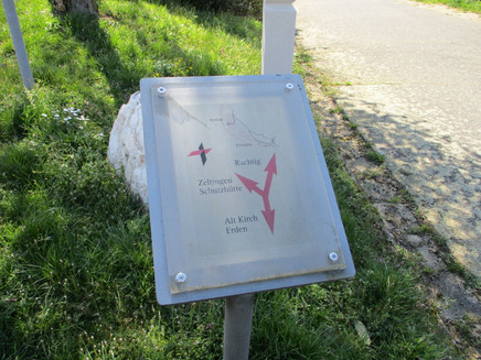 Wegweiser entlang der Strecke