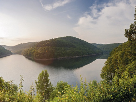 Blick auf die Riveristalsperre