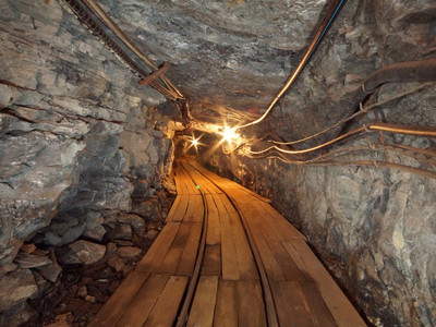 Entering Röhrigschacht