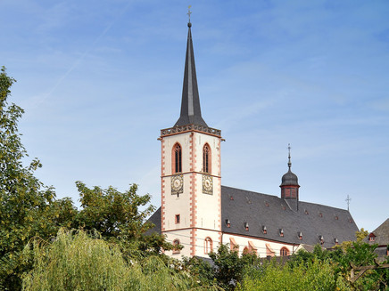 Die Wallfahrtskirche in Klausen ist Ziel des Radwegs.
