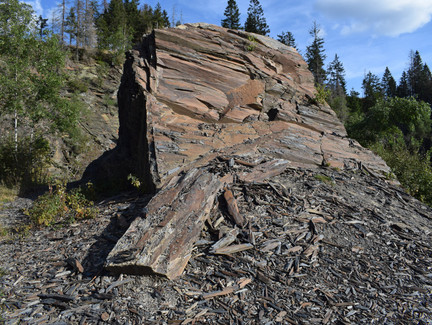 Überreste des Griffelschieferabbaus