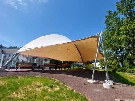 Kurgastzentrum, Außenbereich