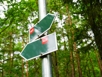 Wegmarkierung NE9
