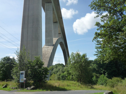 ICE-Brücke am Froschgrundsee
