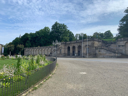 Arkaden des Schloss Ehrenburg am Schlossplatz