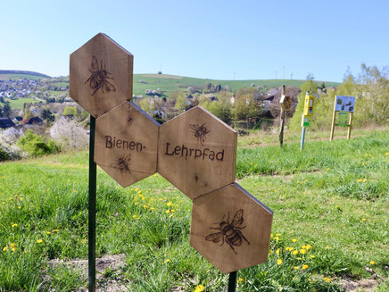 Bienenlehrpfad Korlingen