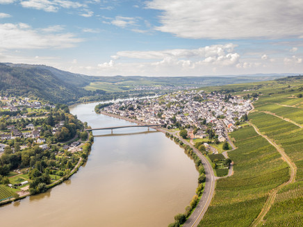 View from the Huxlay Plateau to the Moselle
