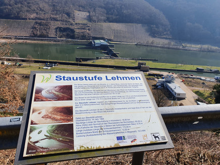 Information board about the dam