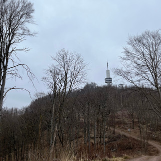 Am Fuße des Ravensberges