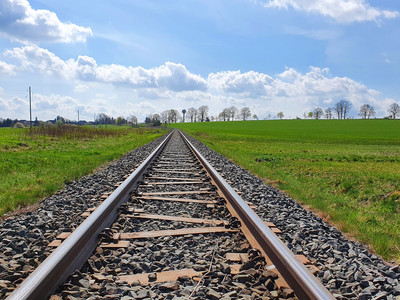 Querung der Schienen der Selketalbahn (Harzer Schmalspurbahnen)