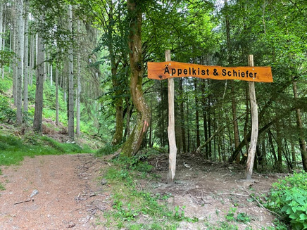 Eingangsportal des Wanderweges