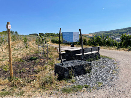 Rest area and signboard for cross terracing