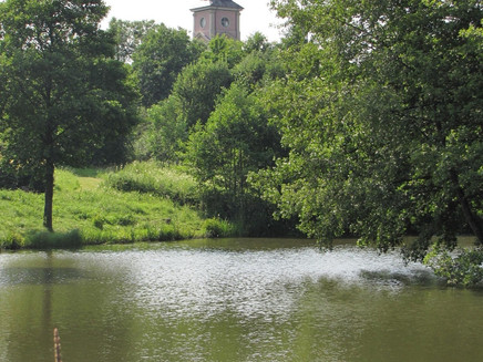 Extinguishing pond