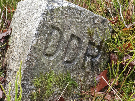 DDR-Grenzstein