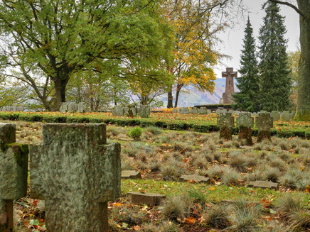 Ehrenfriedhof Kastel-Staadt (2)