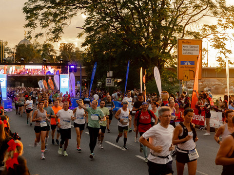 PEHH7627_Nachtlauf_Dresden_20240816_EHH_Fotografie.jpg