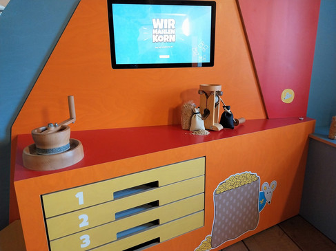 Haferflockenquetsche im Kindermuseum Oelde