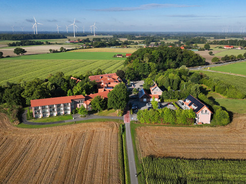 Luftaufnahme Landhotel Restaurant Hermanns Höhe