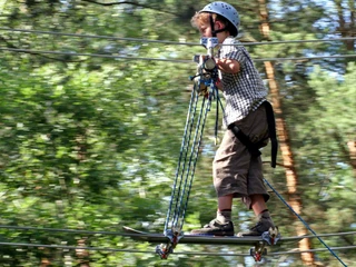 CLIMB UP! - Kletterwald ® - Per Skateboard von Baum zu Baum