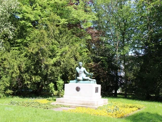Kleist-Denkmal im Gertraudenpark in Frankfurt (Oder)