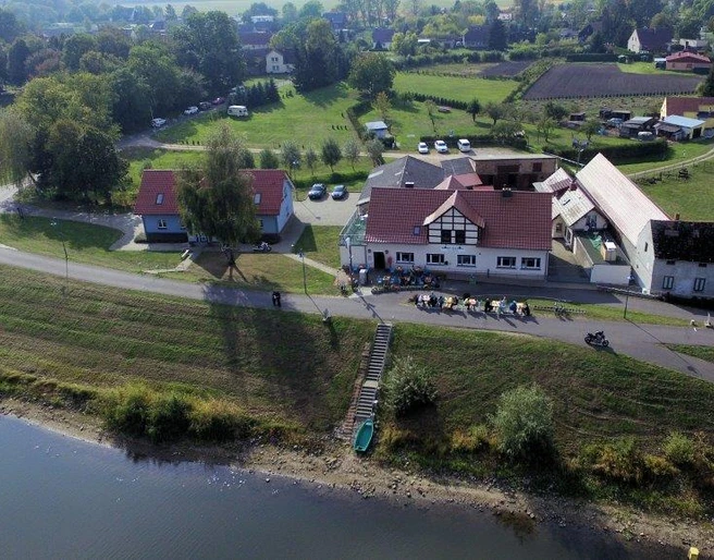 Luftbild des Restaurants "Gasthof am Hafen"