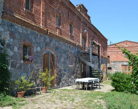 Blick auf das Landgut in Kruge