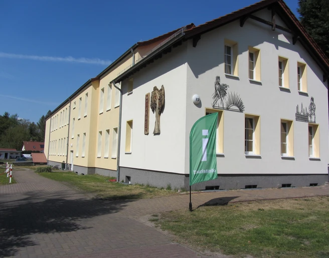 WaldKAuTZ Waldsieversdorf mit Touristinformation