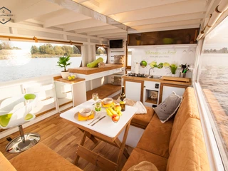 Wohlfühlboot Innenansicht I