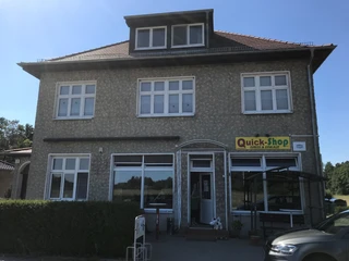 Außenansicht des Quick-Shop