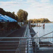 Zum Kietz direkt am Oder-Spree-Kanal