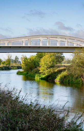 Brücke Neissewelle, Coschen, Polen