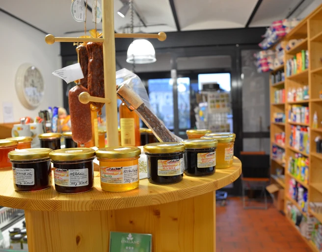 Dorfladen im Schloss Trebnitz