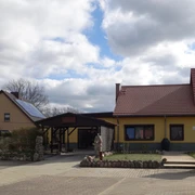 Frontansicht Ferienhaus am Gutspark
