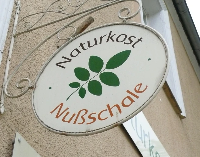 Naturkost Nussschale