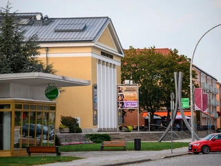 Friedrich-Wolf-Theater außen 1