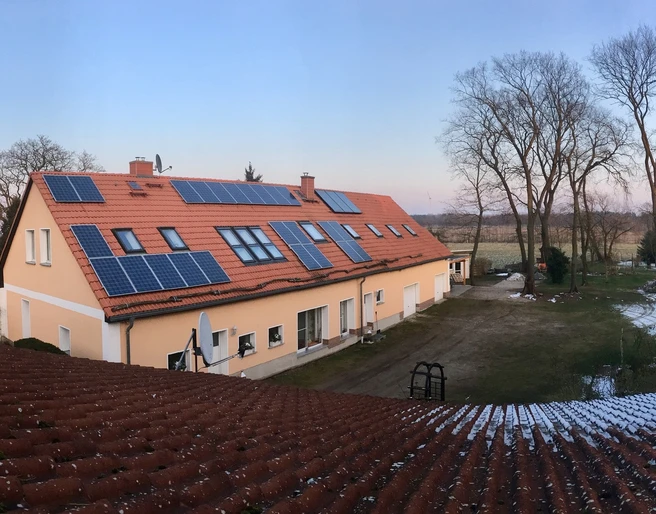 Ferienwohnung und Hof