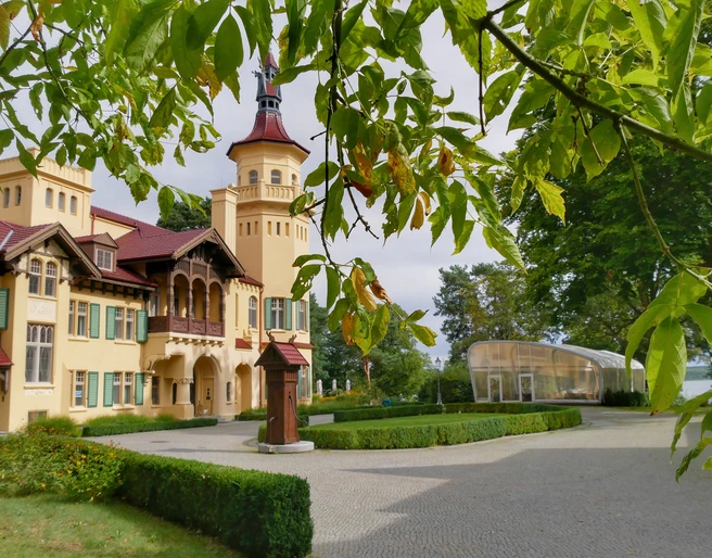 Schloss Hubertushöhe