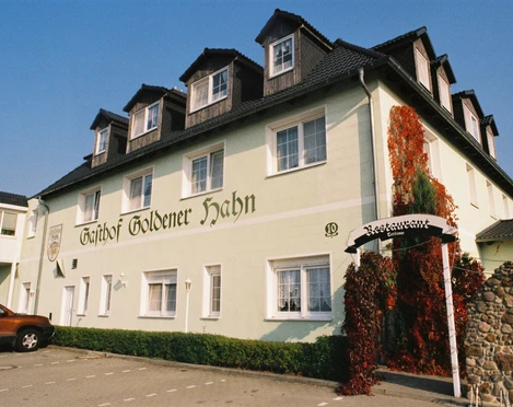 Hotel Gasthof "Goldener Hahn"