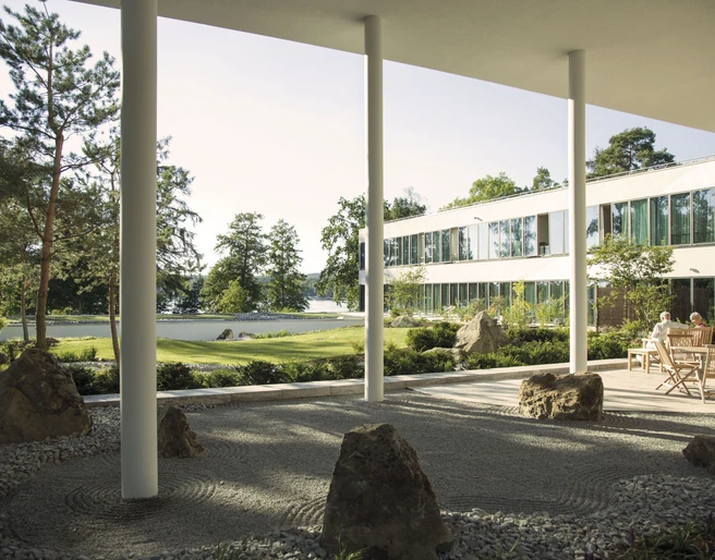 Terrasse des Sukhavati Bistro