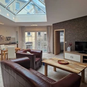 Wohnzimmer - Ferienwohnung Luckenberger Straße